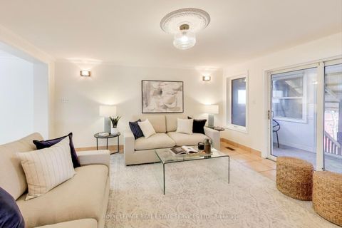 Photo 12 at 135 Giltspur Drive, Jane Heights, Toronto