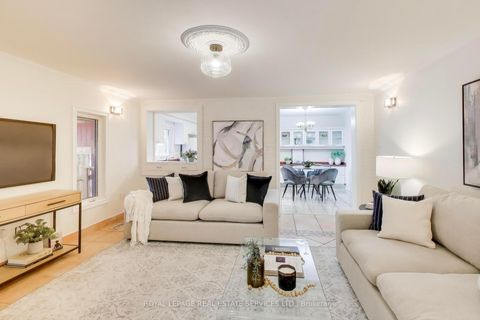 Photo 13 at 135 Giltspur Drive, Jane Heights, Toronto