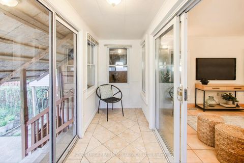 Photo 16 at 135 Giltspur Drive, Jane Heights, Toronto