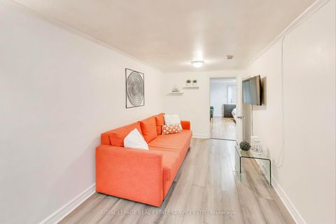 Photo 25 at 135 Giltspur Drive, Jane Heights, Toronto