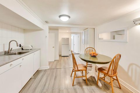Photo 27 at 135 Giltspur Drive, Jane Heights, Toronto