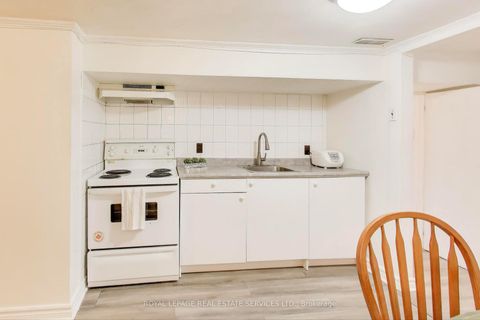 Photo 29 at 135 Giltspur Drive, Jane Heights, Toronto