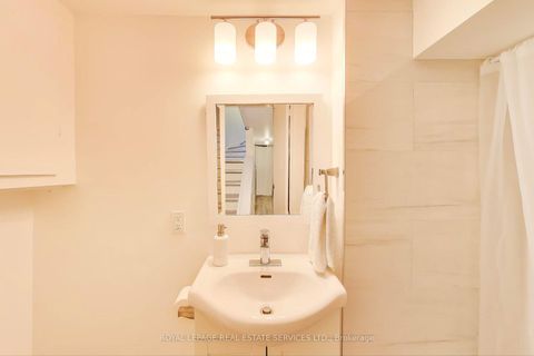 Photo 34 at 135 Giltspur Drive, Jane Heights, Toronto