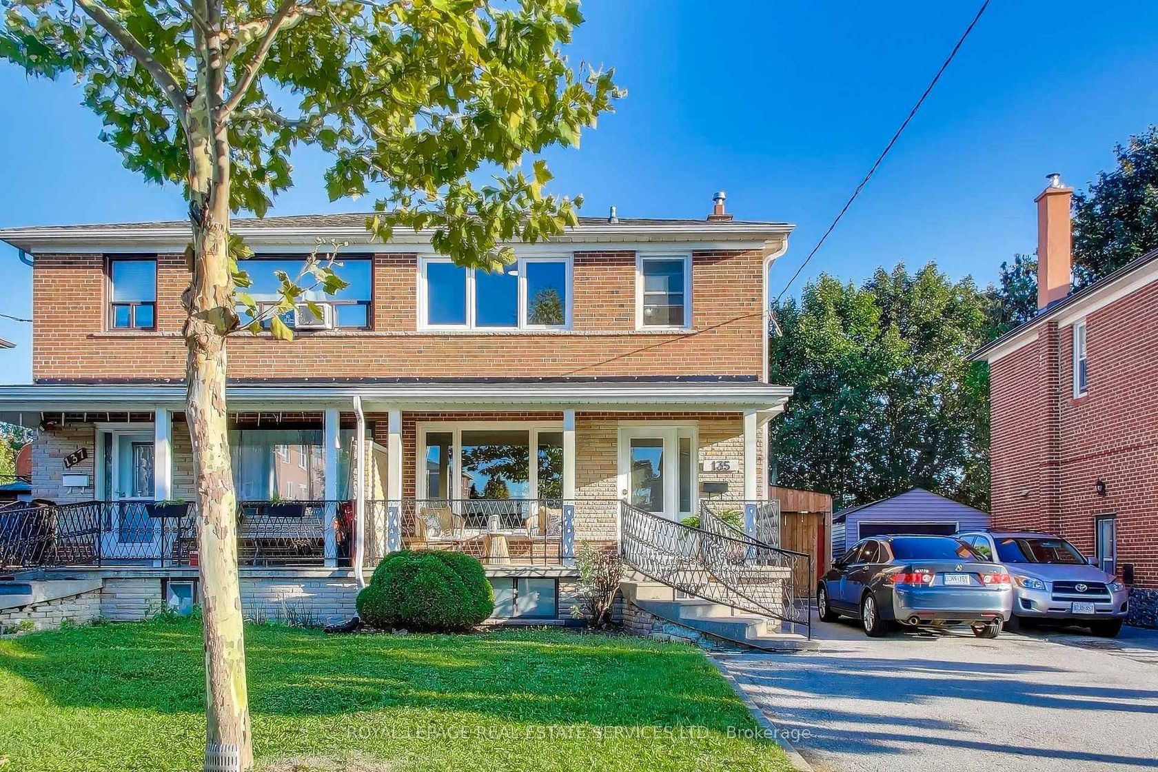 135 Giltspur Drive, Jane Heights, Toronto 