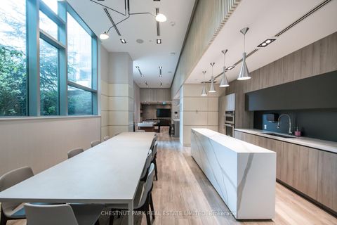 Photo 41 at 614 - 223 St. Clair Avenue W, Casa Loma, Toronto