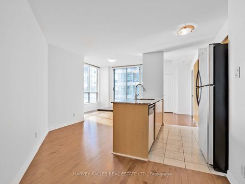 Photo 3 at 1115 - 228 Queens Quay W, Waterfront Communities C1, Toronto