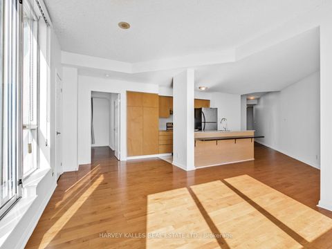 Photo 6 at 1115 - 228 Queens Quay W, Waterfront Communities C1, Toronto