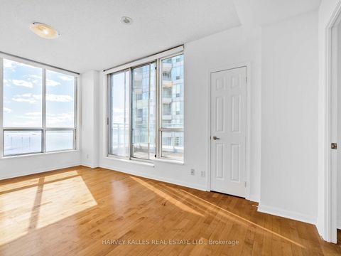 Photo 9 at 1115 - 228 Queens Quay W, Waterfront Communities C1, Toronto
