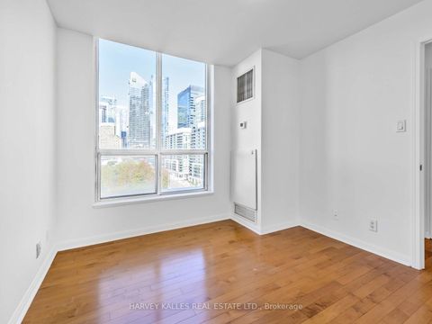 Photo 16 at 1115 - 228 Queens Quay W, Waterfront Communities C1, Toronto
