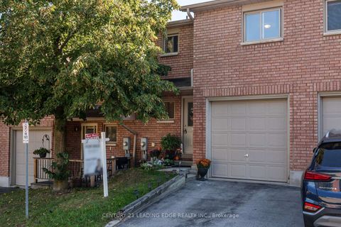 Photo 2 at 14 Quail Crescent, Ardagh, Barrie Photo 2 at 14 Quail Crescent, Ardagh, Barrie
