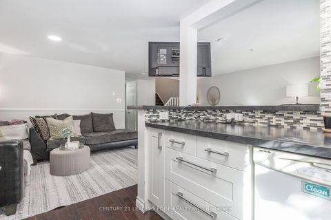 Photo 5 at 14 Quail Crescent, Ardagh, Barrie