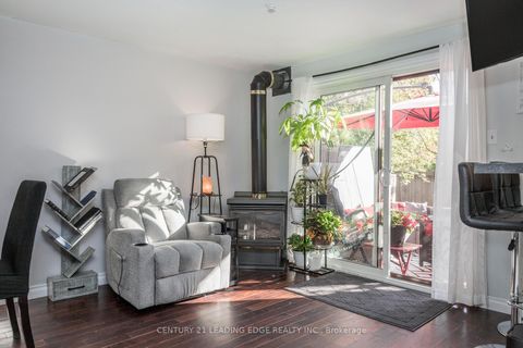 Photo 8 at 14 Quail Crescent, Ardagh, Barrie