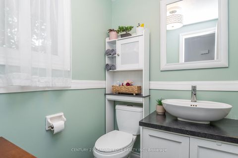 Photo 9 at 14 Quail Crescent, Ardagh, Barrie