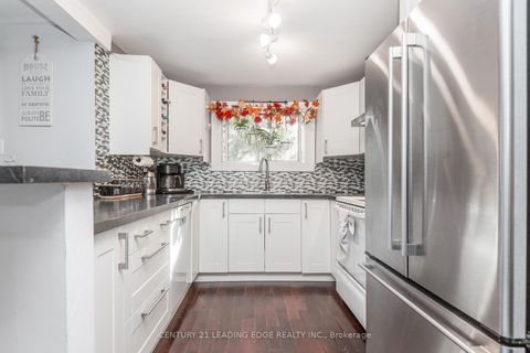 Photo 13 at 14 Quail Crescent, Ardagh, Barrie