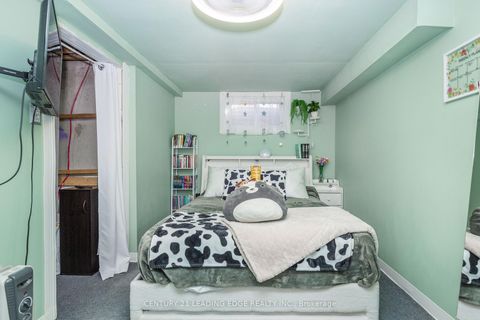 Photo 26 at 14 Quail Crescent, Ardagh, Barrie