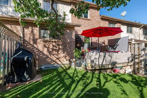 Photo 30 at 14 Quail Crescent, Ardagh, Barrie