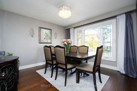 Photo 5 at 220 Overton Place, CP College Park, Oakville