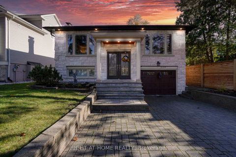 Photo 18 at 220 Overton Place, CP College Park, Oakville