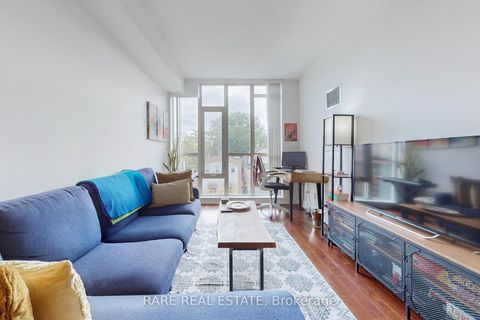 Photo 5 at 402 - 1638 Bloor Street W, High Park North, Toronto