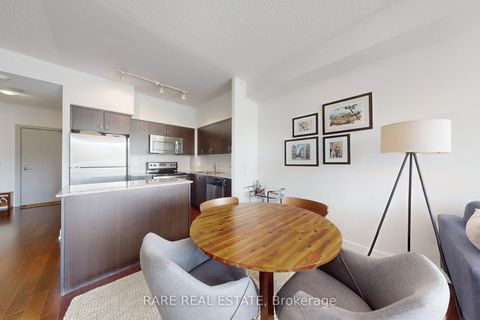 Photo 10 at 402 - 1638 Bloor Street W, High Park North, Toronto