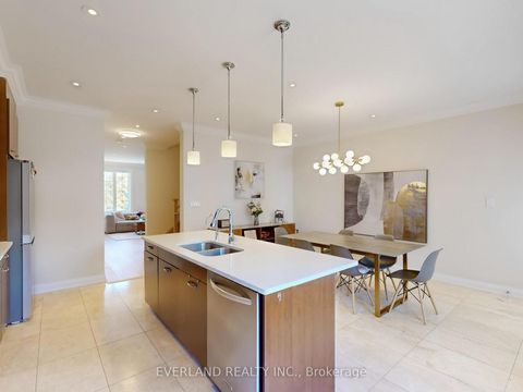 Photo 10 at 5 Point Pelee Lane, Rouge Woods, Richmond Hill