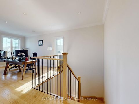 Photo 23 at 5 Point Pelee Lane, Rouge Woods, Richmond Hill