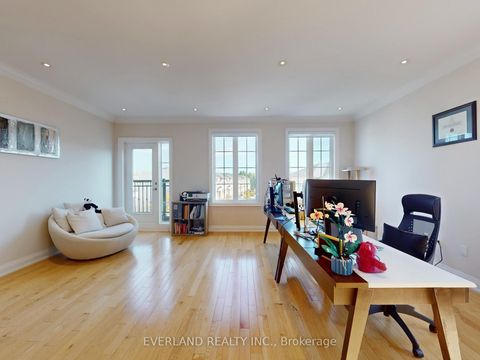 Photo 24 at 5 Point Pelee Lane, Rouge Woods, Richmond Hill