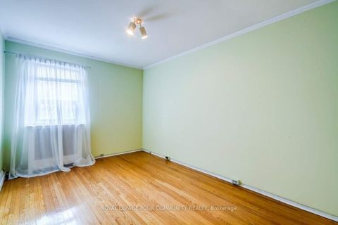 Photo 9 at 203 Woodycrest Avenue, East York, Toronto