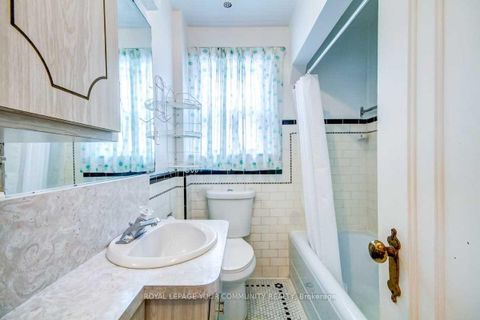 Photo 11 at 203 Woodycrest Avenue, East York, Toronto