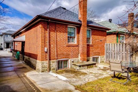 Photo 17 at 203 Woodycrest Avenue, East York, Toronto