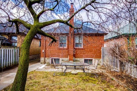 Photo 18 at 203 Woodycrest Avenue, East York, Toronto