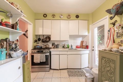 Photo 12 at 1273 Lansdowne Avenue, Davenport, Toronto