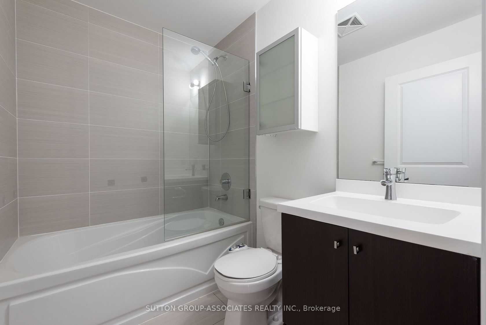 Photo 6 at 1502 - 530 St. Clair Avenue W, Cedarvale, Toronto Photo 6 at 1502 - 530 St. Clair Avenue W, Cedarvale, Toronto