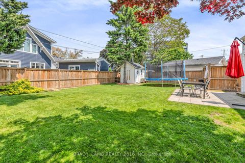 Photo 16 at 794 The Queensway, Queensway, Toronto