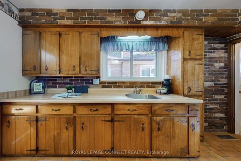 Photo 16 at 14 Dalehurst Avenue, Morningside, Toronto