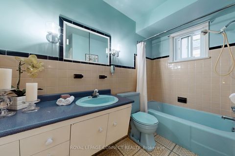 Photo 25 at 14 Dalehurst Avenue, Morningside, Toronto