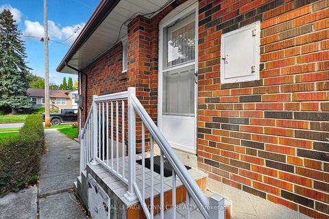 Photo 42 at 14 Dalehurst Avenue, Morningside, Toronto
