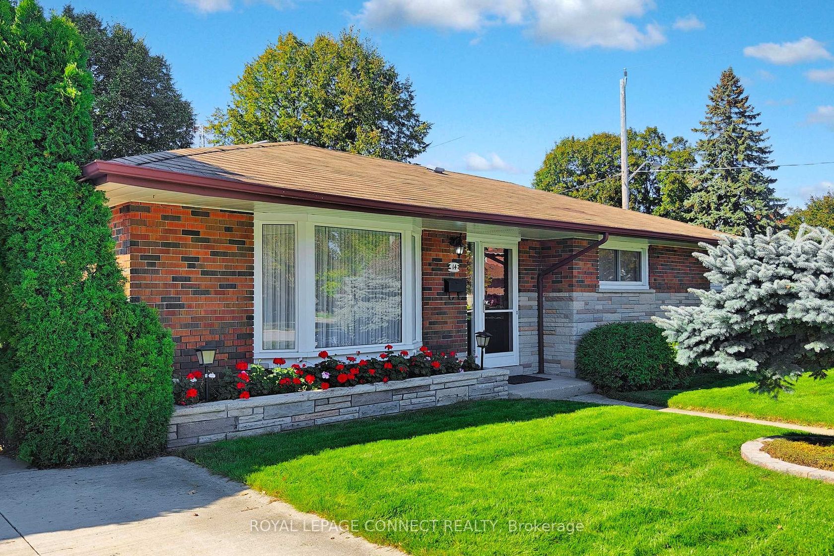 Photo 1 at 14 Dalehurst Avenue, Morningside, Toronto Photo 1 at 14 Dalehurst Avenue, Morningside, Toronto