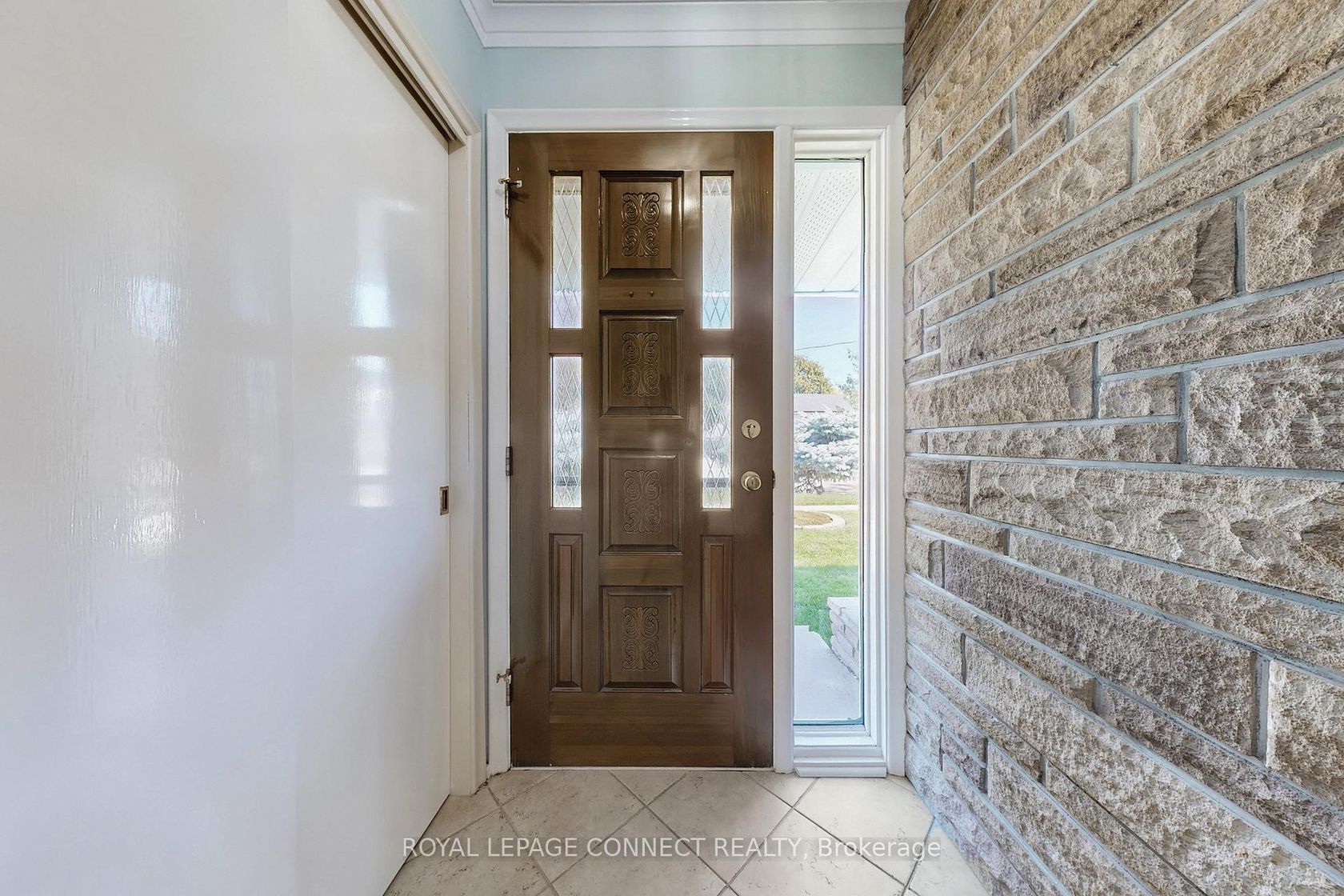 Photo 3 at 14 Dalehurst Avenue, Morningside, Toronto Photo 3 at 14 Dalehurst Avenue, Morningside, Toronto