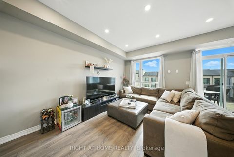 Photo 8 at 311 - 2370 Khalsa Gate, WM Westmount, Oakville