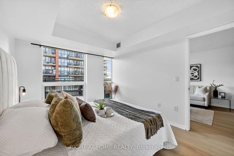 Photo 16 at 726 - 36 Via Bagnato Street, Glen Park, Toronto