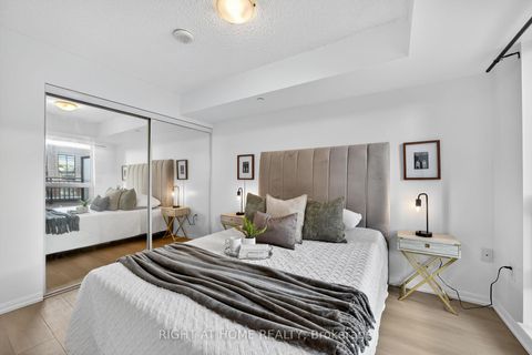 Photo 17 at 726 - 36 Via Bagnato Street, Glen Park, Toronto