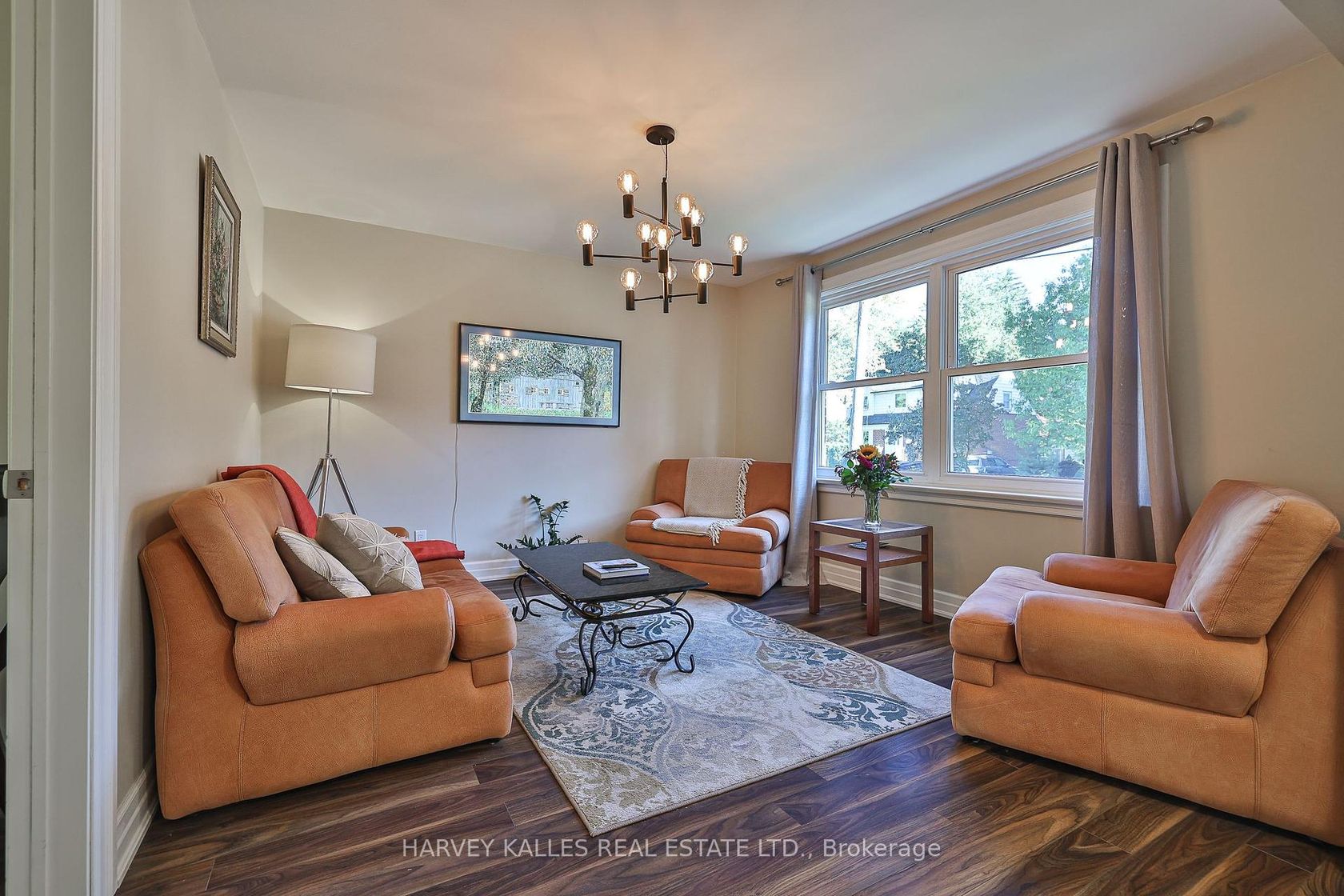Photo 4 at 72 Craigmore Crescent, Willowdale East, Toronto Photo 4 at 72 Craigmore Crescent, Willowdale East, Toronto