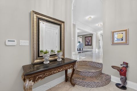 Photo 3 at 7 Cousins Drive, Aurora Village, Aurora