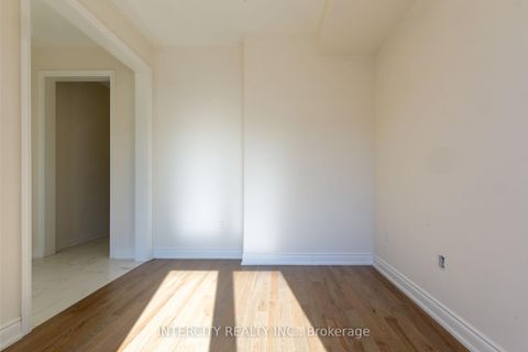 Photo 4 at 3273 Sixth Line, GO Glenorchy, Oakville