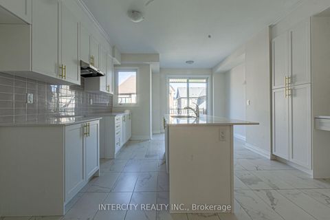 Photo 7 at 3273 Sixth Line, GO Glenorchy, Oakville