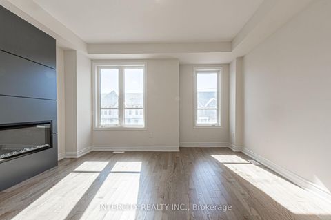 Photo 13 at 3273 Sixth Line, GO Glenorchy, Oakville