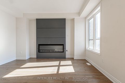 Photo 14 at 3273 Sixth Line, GO Glenorchy, Oakville