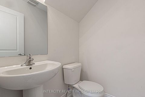 Photo 16 at 3273 Sixth Line, GO Glenorchy, Oakville