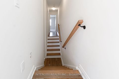 Photo 24 at 3273 Sixth Line, GO Glenorchy, Oakville